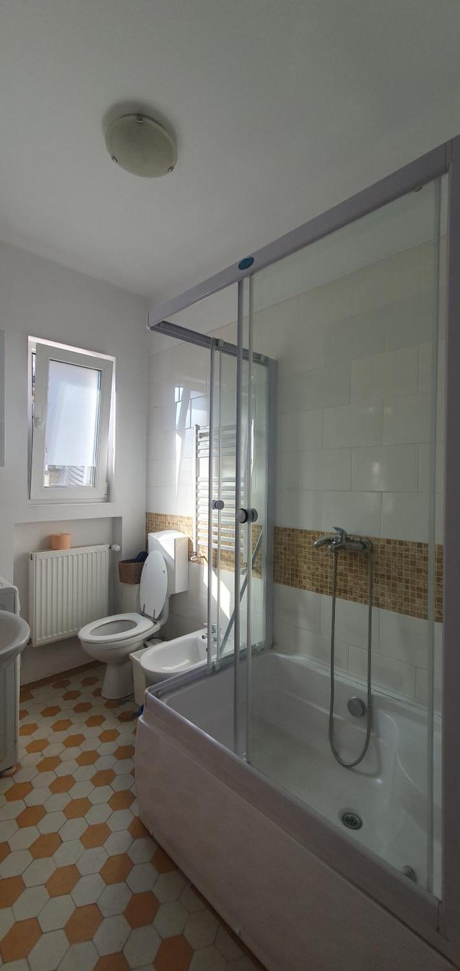 Elegant Apartment Near Rosetti Square Bukarest Exteriör bild